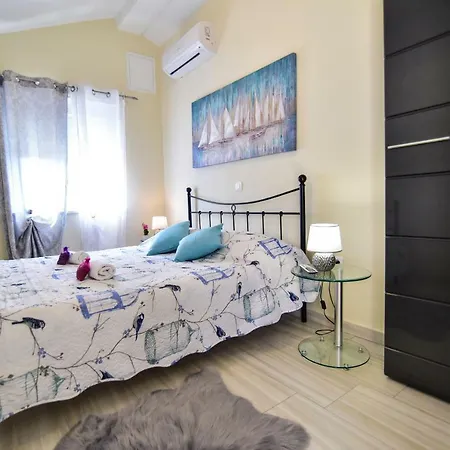 Sea Horse Apartment