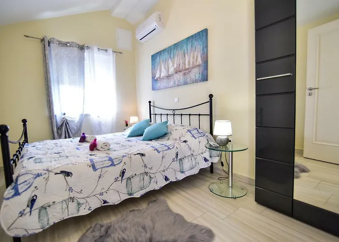 Sea Horse Apartment